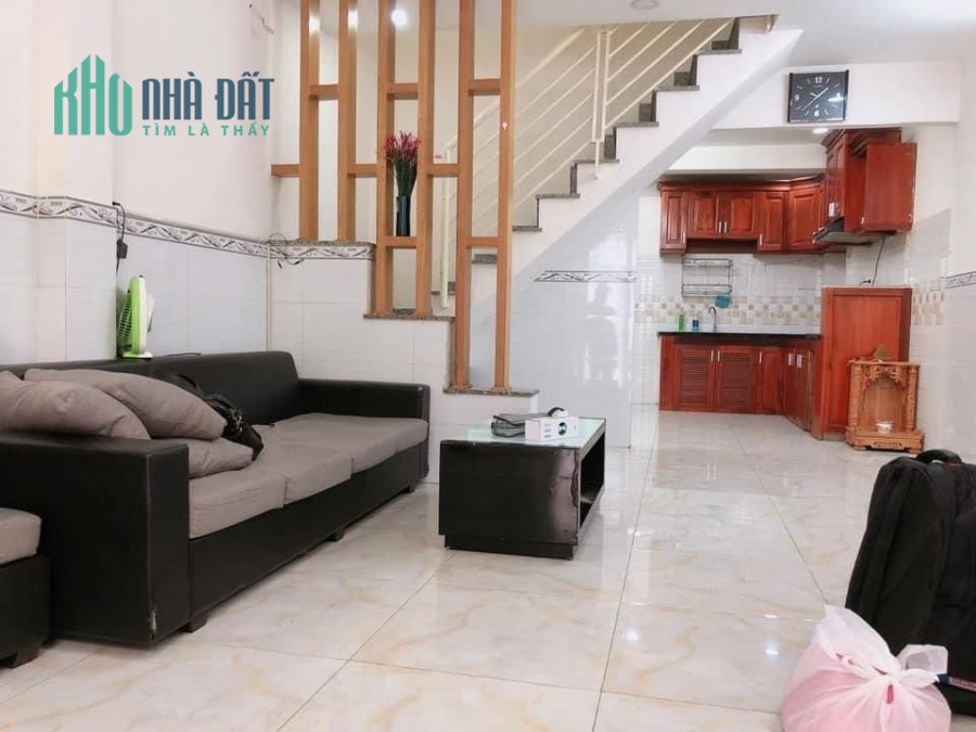 Nhà Thân Nhân Trung oto đỗ sát nhà 4 tầng Tân Bình chỉ 5.8 tỷ