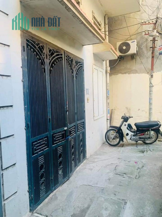 Bán nhà ngõ 43 cổ nhuế, 54m2×3 tầng, mặt tiền 4.9m, giá 3.8 tỷ
