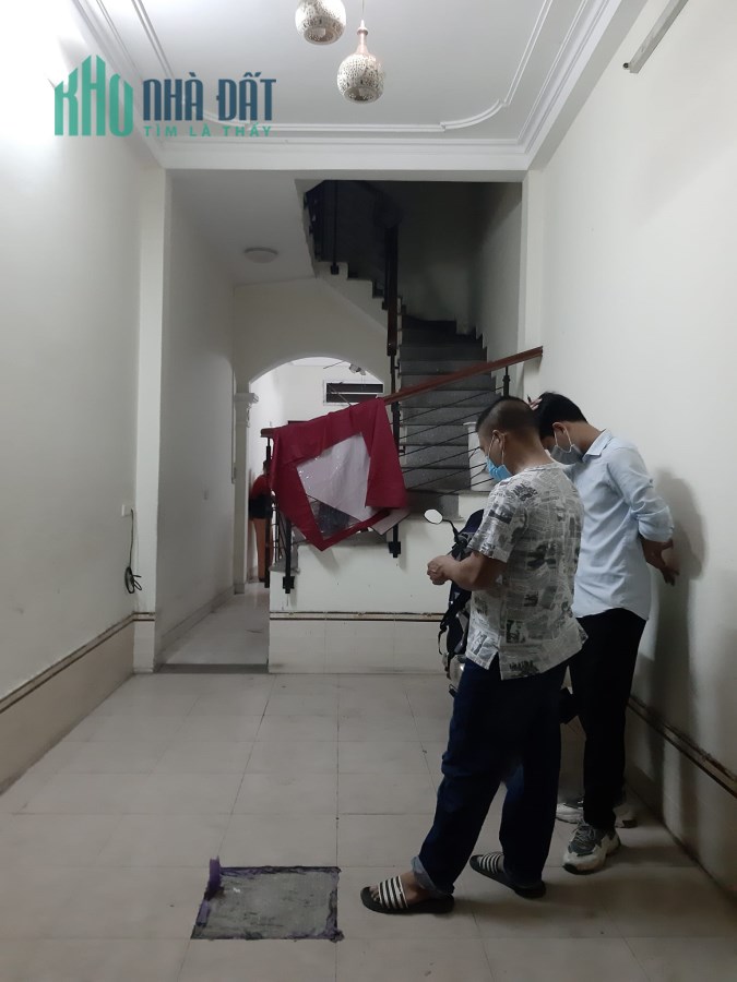 Bán nhà Hoàng Mai - ngõ 147 Tân Mai – 2,9 tỷ - 37m x 4tầng