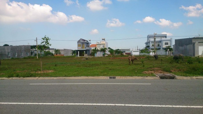 Ngân hàng thanh lí căn trọ 16p và đất 300m kề kcn dân cư đông đầu tư buôn bán