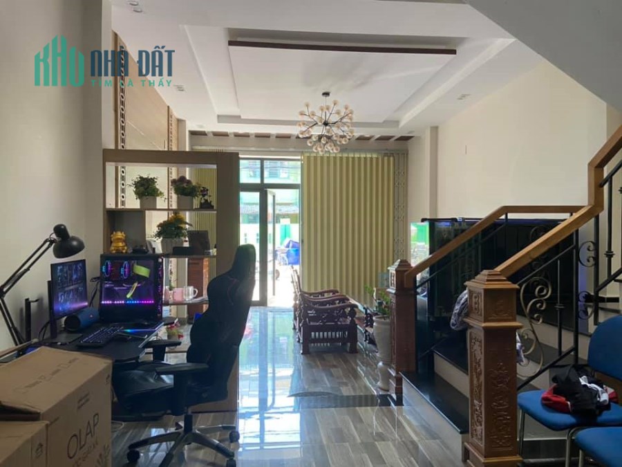 Bán gấp nhà HXH Phú Thọ Hòa 70m2 chỉ 4.9 tỷ LH 0896721788