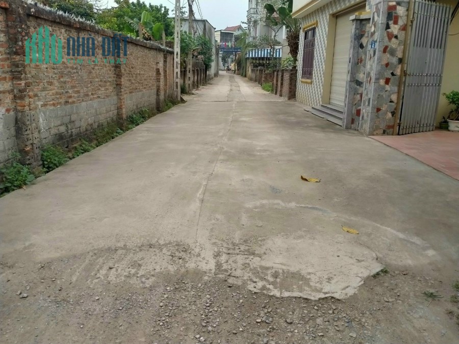 Bán Lô đất 115m2 cách đường Ql21 150m, trung tâm TT Xuân Mai, Chương Mỹ,HN