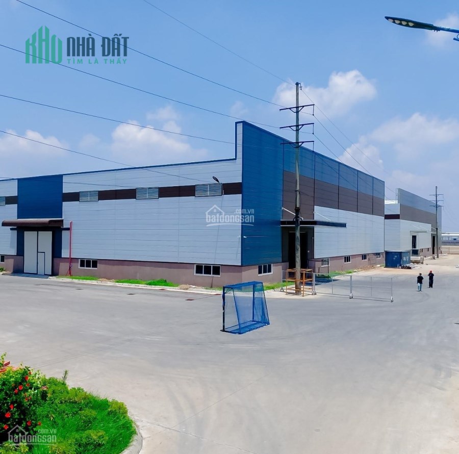 Cho thuê xưởng KCN Quế Võ, dt 8200m2 , xưởng độc lập làm được EPE. LH 0988457392