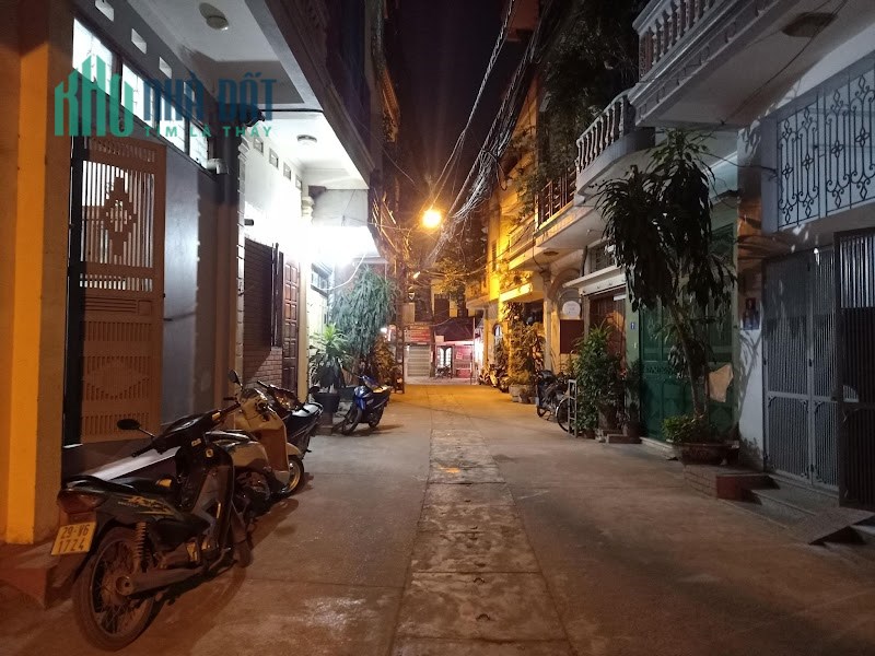 Bán nhà Phố Thanh Bình mỗ lao Hàn Đông, đường trước nhà 6m, DT:38m2, Giá :5 tỷ.
