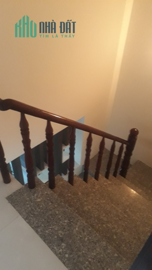 Bán nhà 1T1L 2PN ở ngã 3 Tân Kim, QL50, SHR, 930tr. Lh:0961248502