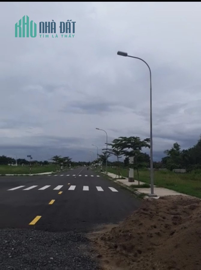 Chính chủ cần bán đất nền 100m2 nằm kế khu đô thị Saigon RiverPark , Giá cực tốt