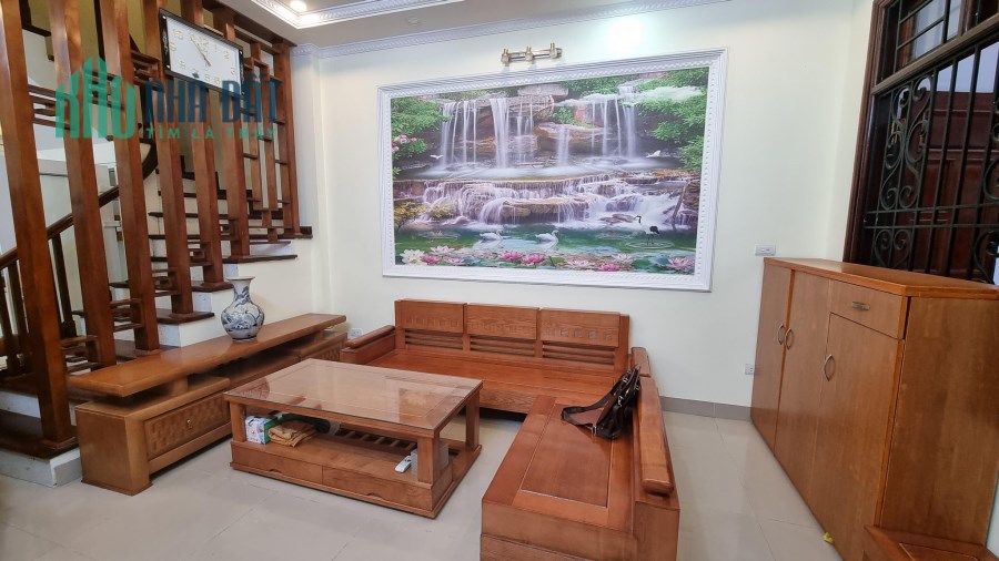Nhà Gần Phố Hoa Lư, Hai Bà Trưng, DTMB 36.5m2, 5T, Mt 4m, 2.98 Tỷ.