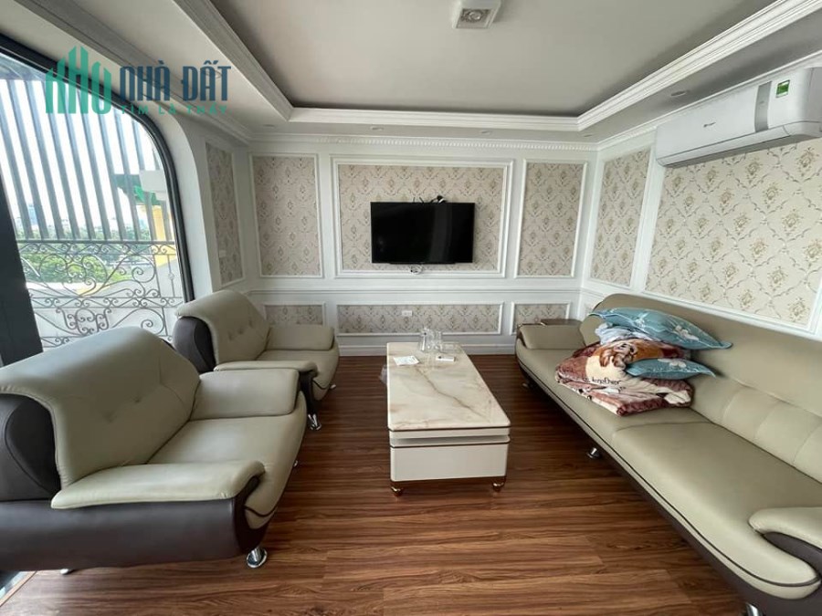 Bán tòa nhà 8 tầng mặt Hồ Ba Mẫu, View hồ đẳng cấp, Kinh doanh, 120m2, MT 8m