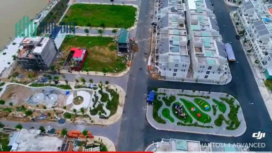 BÁN NHÀ THÔ 1 TRỆT 2 LẦU KHU DIAMOND CITY (TÂY SÔNG HẬU). LH:0919.893.328