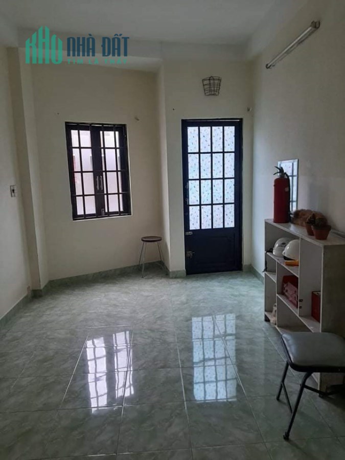 Vê quê, bán gấp nhà chính chủ, hẻm thông sát mặt tiền Tân Phước Q11  2,9 tỷ. TL