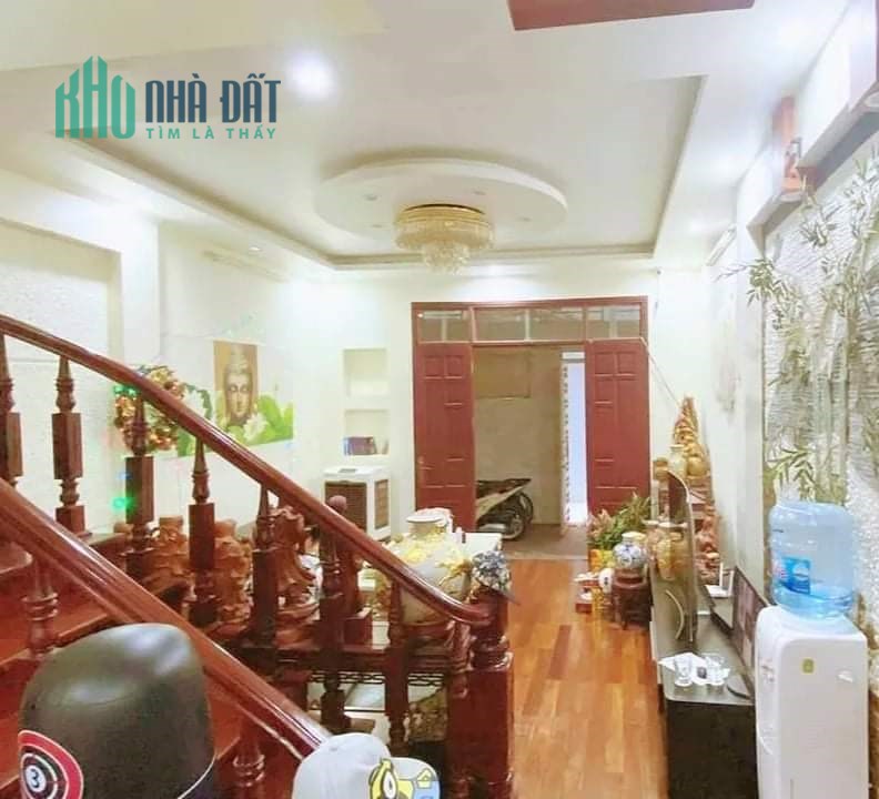 CC cần bán ngay Siêu phẩm Phùng Hưng Hà Đông, Ô tô đỗ cửa, 38m2, 5 tầng, chỉ nhỉnh 3 tỷ