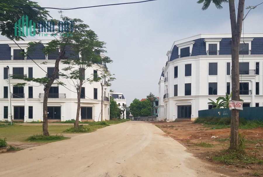 Bán nhà phố L8 -1 khu đô thị VCI, Định Trung, Vĩnh Yên 130m2, giá: 5.35 tỷ.Liên hệ: 0986.454.393