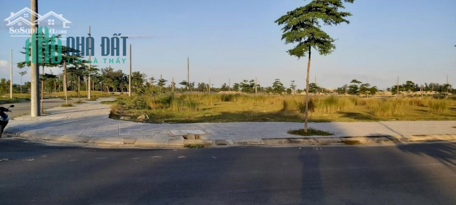 đất nền ven sông cổ cò