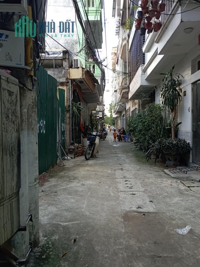 Bán đất ngõ 80 Hoàng Đạo Thành - Thanh Xuân giá 7,5 tỷ, diện tích 82m2