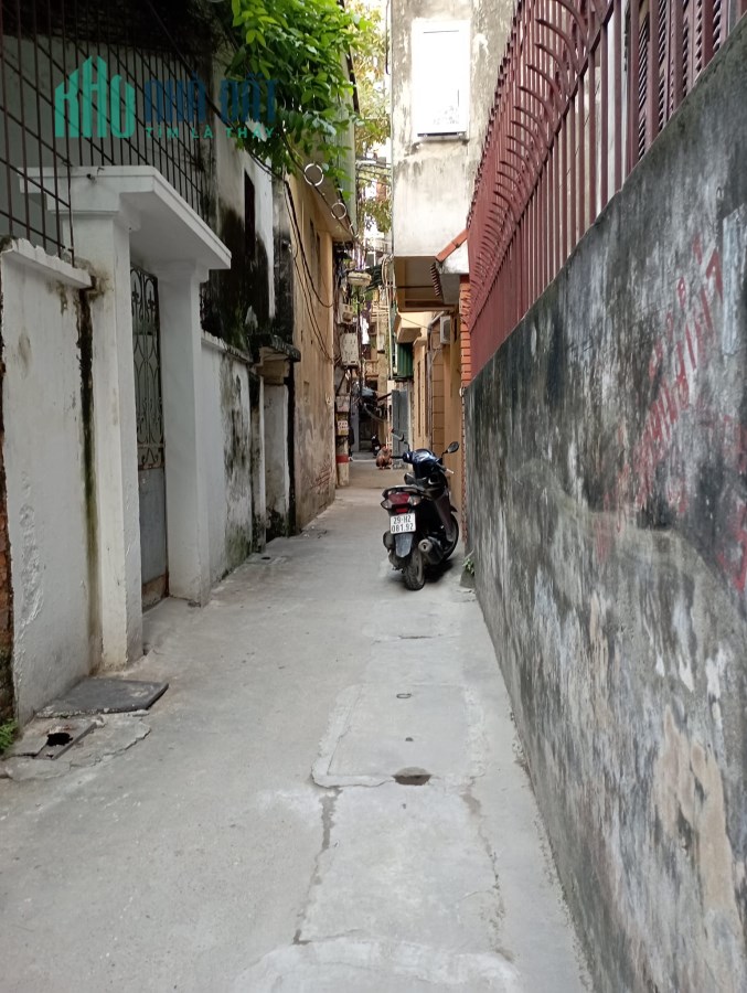 Cần bán nhanh nhà riêng tại ngõ 111 Giáp Bát 3.95 tỷ , 54mx2t