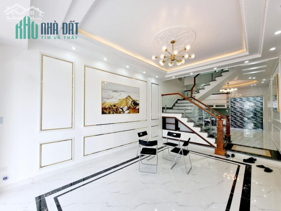 Bán nhà 4 tầng hiện đại tuyến 2 Ngô Gia Tự