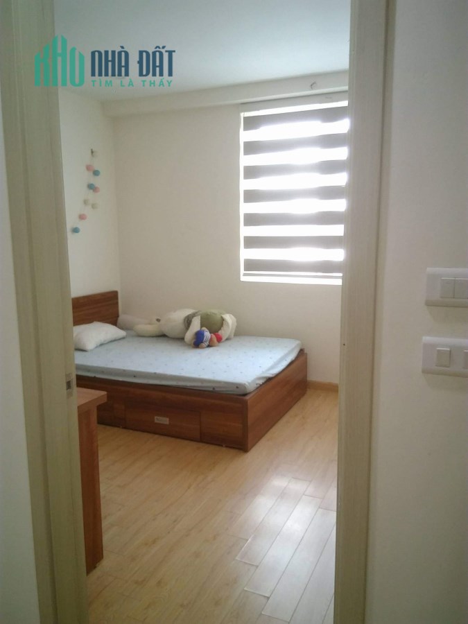 Cần cho thuê căn hộ 2 pn chung cư 60B Nguyễn Huy Tưởng: 65m2, đồ cơ bản, giá thuê 8.5 triệu/tháng