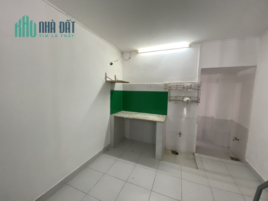 Cho thuê nhà hẻm đường số 5F P.Bình Hưng Hòa A Q.BTân 4m x 9m 1 lầu 5tr/th