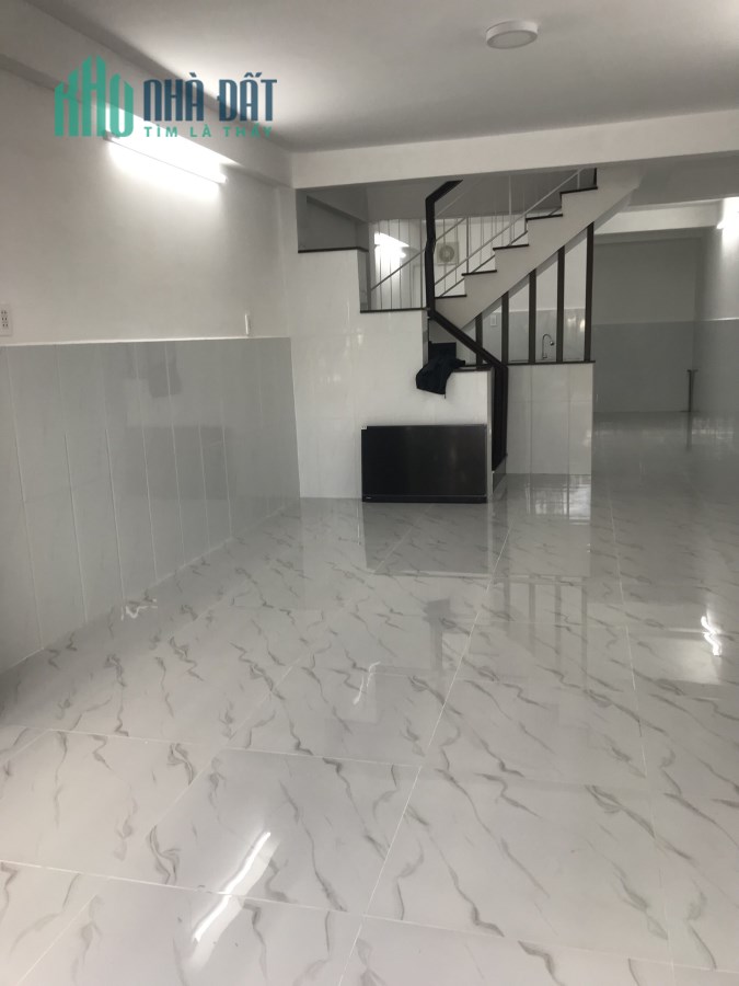 LH: 0917479095 - Chính chủ cho thuê căn nhà phố CX BCA, P. Bình An, Tp. Thủ Đức. Dt 4x11, 1trệt 2lầu