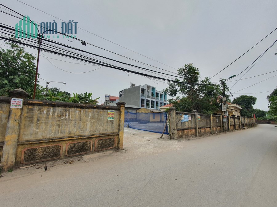 Bán 100m2 đất đối diện nhà văn hóa Trại giao, Khai Quang. 100m2, giá: 1.5 tỷ.Liên hệ: 0986.454.393