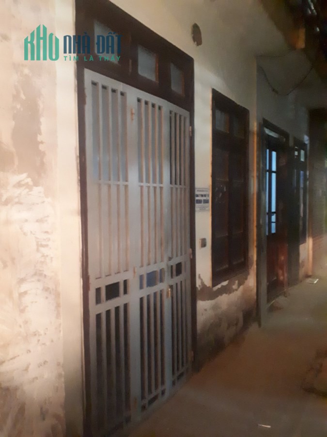 Cần bán nhà Mặt ngõ Khương Đình giá 4 tỷ, 40mx4 tầng, SĐCC, giao luôn
