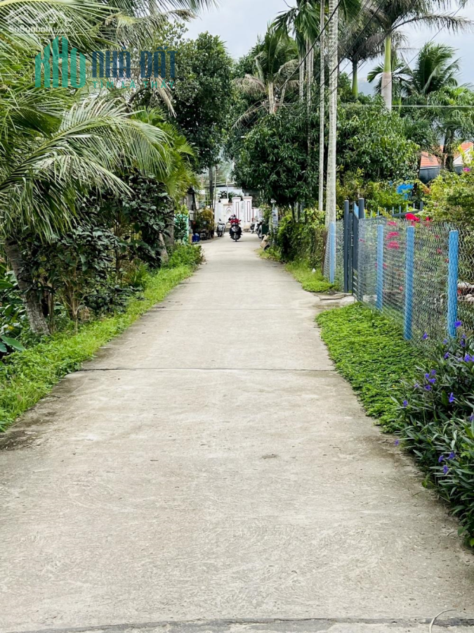 Duy nhất lô Diên Toàn - Đông Dinh cách QL1A chỉ 70m, dân cư tứ bề, hạ tầng sạch đẹp