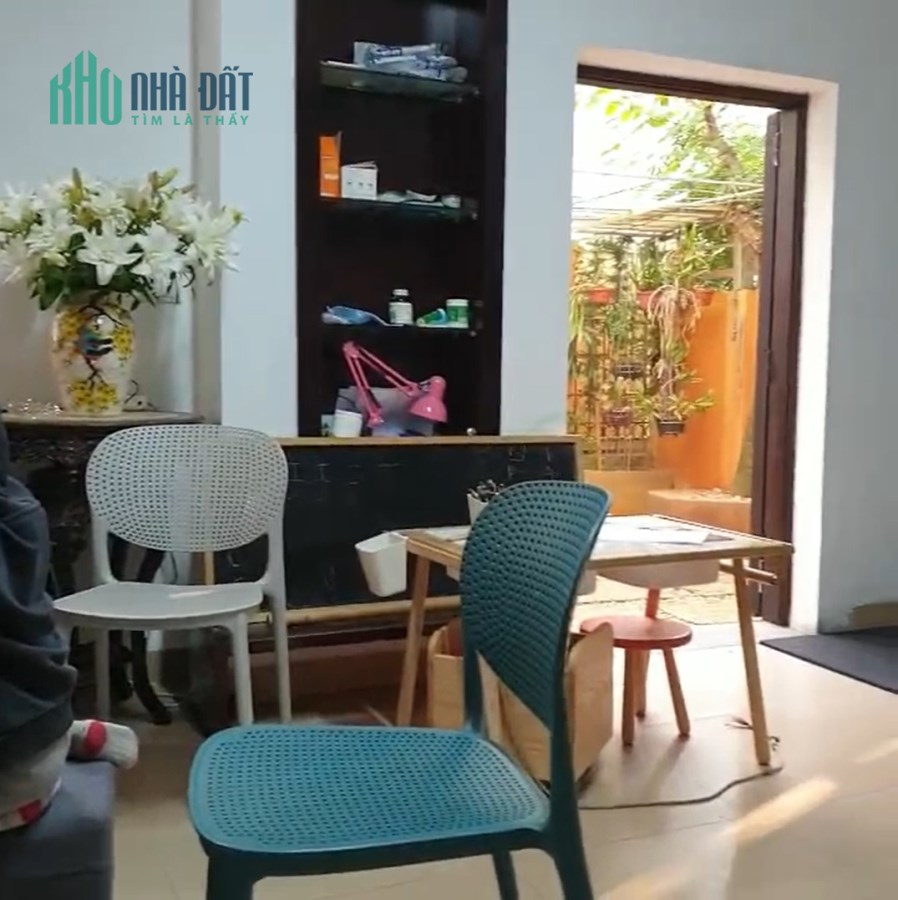 Bán biệt thự vườn Thượng Thanh phân lô ô tô tránh 9.9t