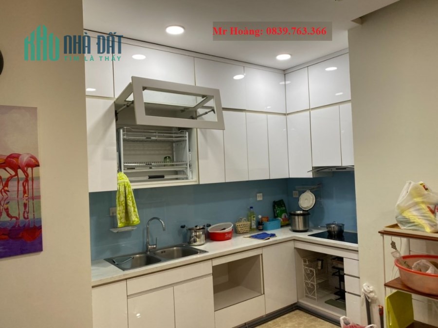 Chính chủ BÁN NHANH căn hộ Royall City diện tích 123m2