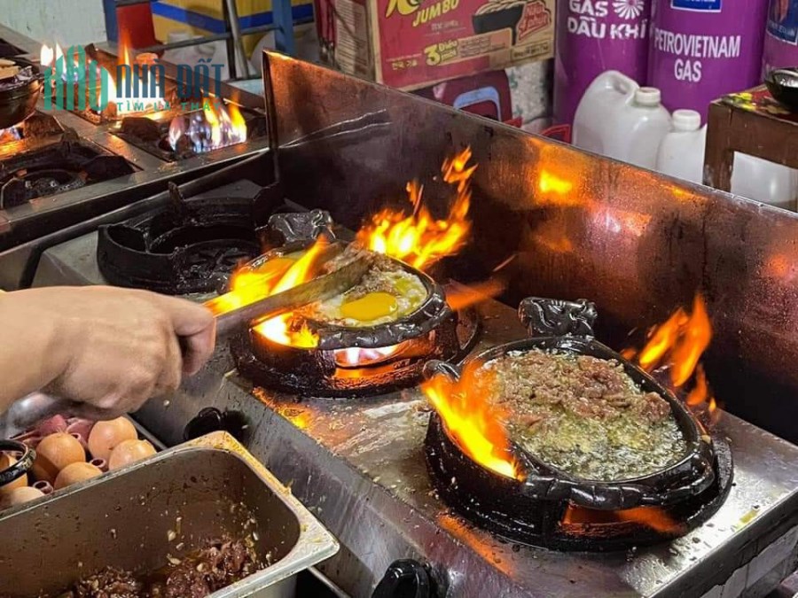 Mình cần sang lại quán BÒ NÉ – MÌ CAY – TRÀ SỮA