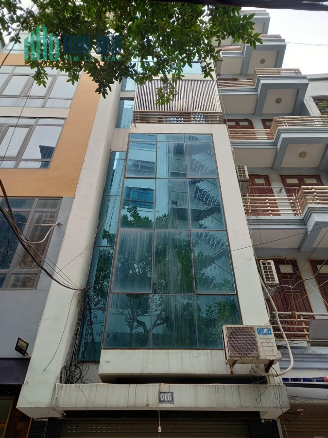 CẦN BÁN NHÀ PHỐ CỔ RẤT VÍP VÀ HIẾM CẦU ĐẤT HOANG KIẾM 120M2,5 TẦNG MT5,8M CHỈ 22TY.