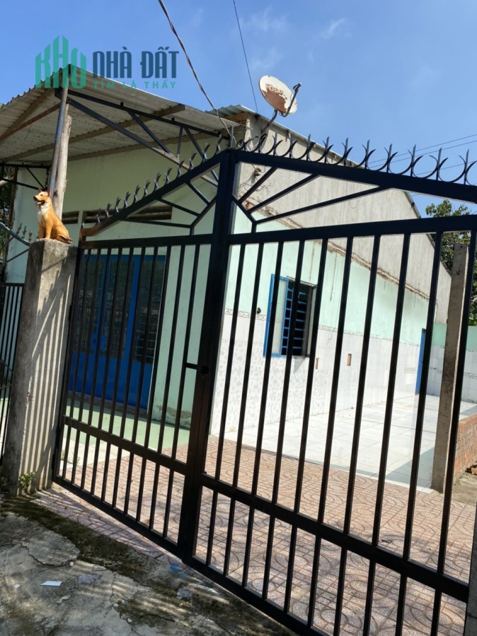 VỢ CHỒNG LY HÔN SANG 960m2(15x64m) Và 12P.TR+2KIOT ĐẤT MẶT TIỀN  ĐƯỜNG LỚN, GẦN KCN, TIỆN XÂY DỰNG