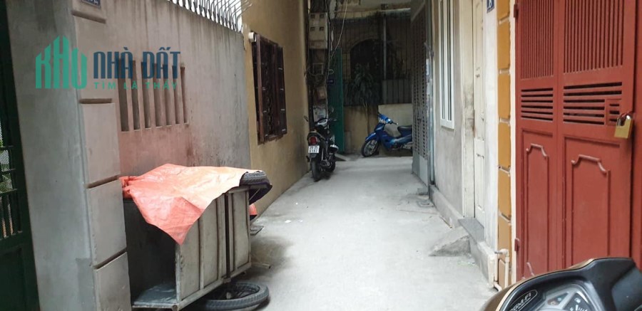 Bán nhà Đầu ngõ Mai Dịch giá 3.8 tỷ, 40mx3 tầng, đẹp, ngõ nông
