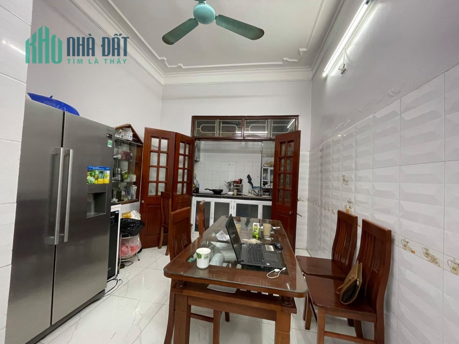 NHÀ MỚI XÂY,3 BƯỚC RA PHỐ NGỌC LÂM,SIÊU ĐẸP GIÁ MỀM.
