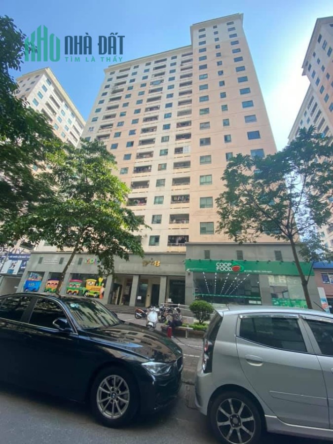 Bán CHCC Trung Hòa Nhân Chính giá 4 tỷ, DT 159m2, cải tạo đẹp, NT sang trọng