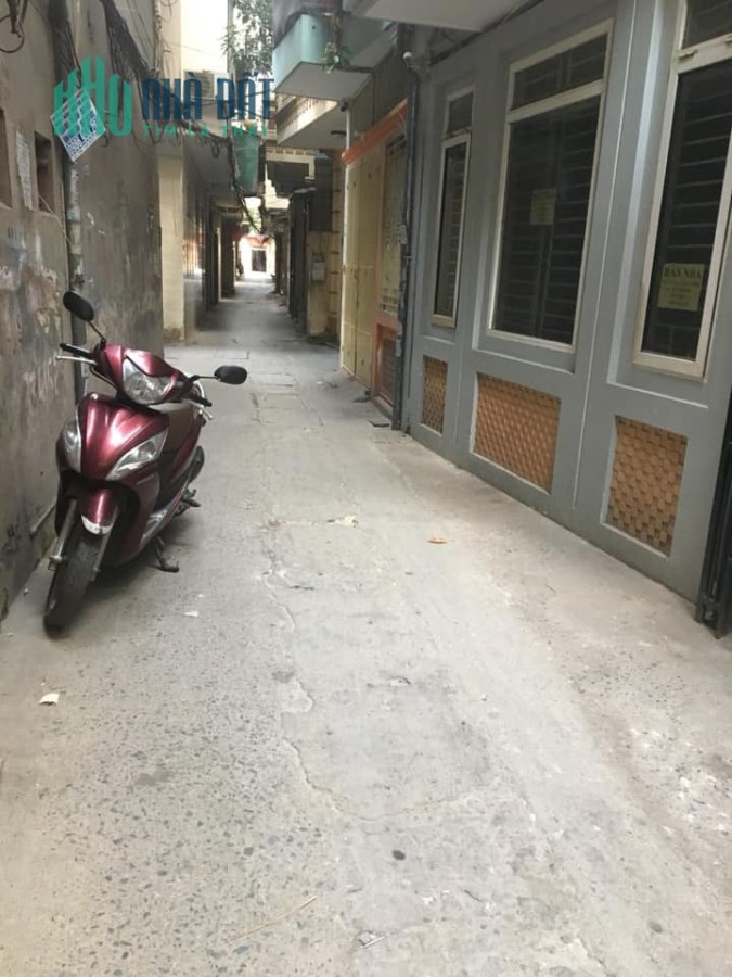 Bán gấp nhà Mặt ngõ Hoa Bằng giá 4 tỷ, 55m2, oto đỗ sát cửa