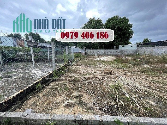 Chính chủ bán đất vị trí đẹp tại Cam Hải Tây, Cam Lâm, Khánh Hòa; 1,3 tỷ; 0979406186