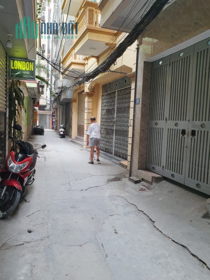 Bán nhà Cầu Giấy - ngõ 255 Quan Hoa giá 5.1 tỷ, 50m2, ngõ gần, có sổ