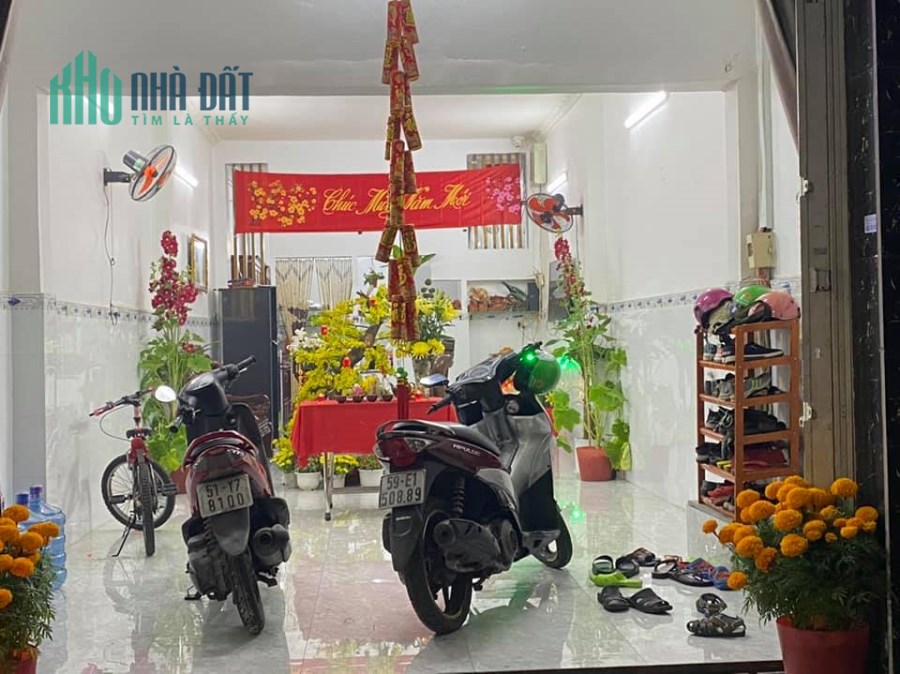 Nhà HXH 4m2 x22m, 4 lầu chỉ 8.6 tỷ, Nguyễn Sỹ Sách, F15, Tân Bình