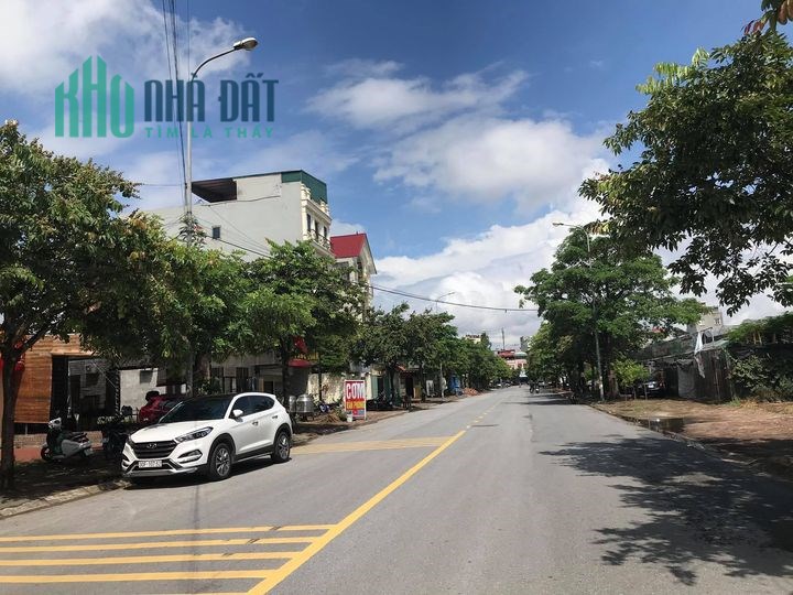 Bán đất TĐC Trâu Quỳ 60m2 mặt đường 21m. 0983253436
