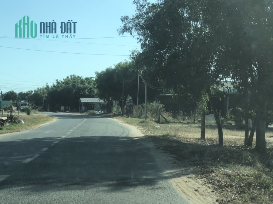 Bán 30x60m Nguyễn Minh Châu  1748m 9 tỷ Tân Tiến Thị xã Lagi