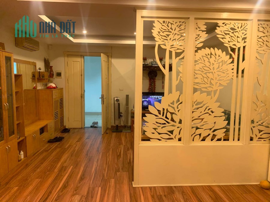 CHCC Tây Hồ Residence 68 Võ Chí Công giá 3.05 tỷ, 102m2. NT cơ bản.