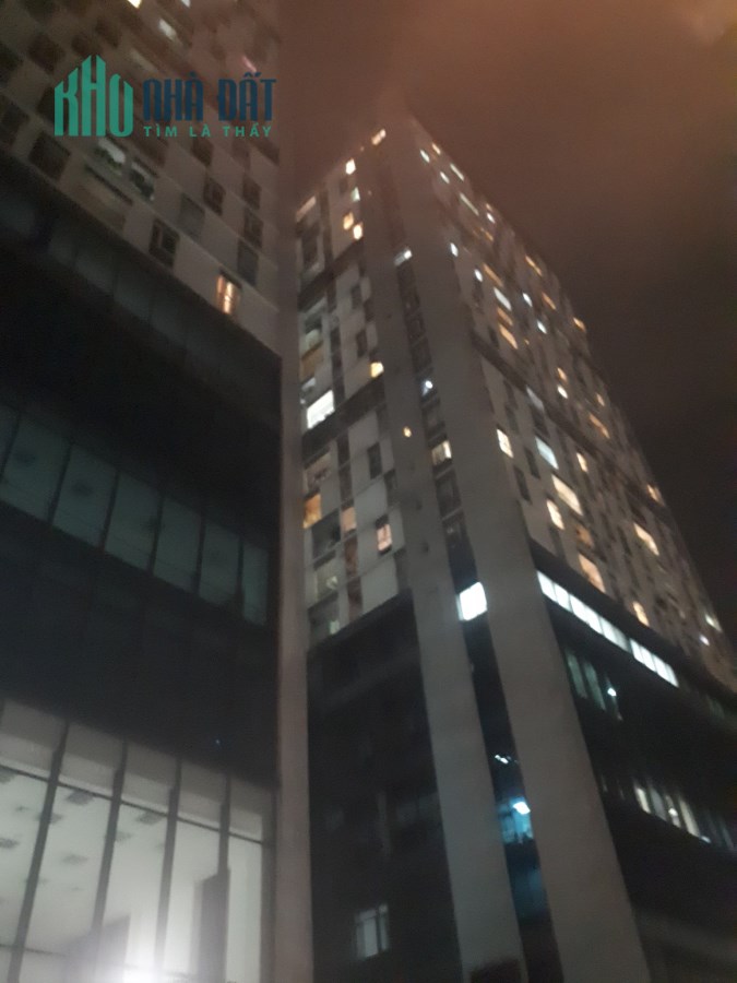 Tôi cần bán chung cư Ngoại Giao Đoàn - Nguyễn Văn Huyên giá 4.5 tỷ, 124m
