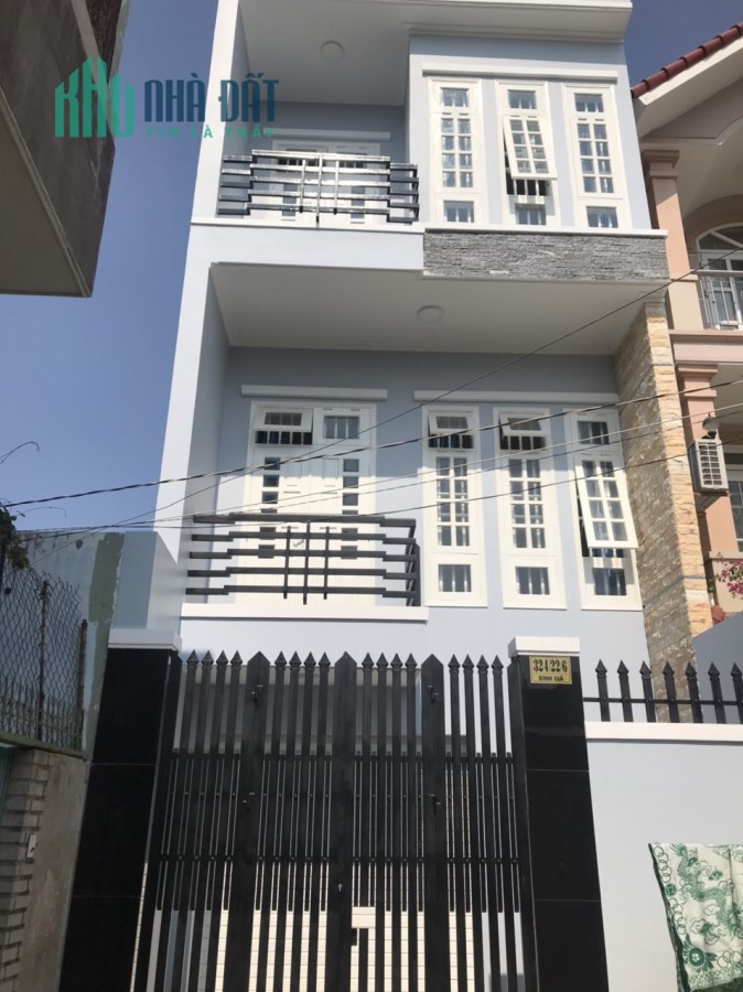 46/ Bán nhà 1 trệt 2 lầu hẻm xe hơi đường Bình Giã gần bùng binh dầu khí