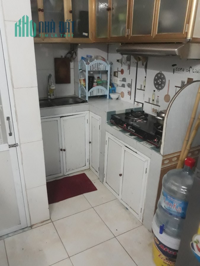 CC bán hoặc cho thuê nhà 3 tầng tại Hoàng Mai Hà Nội DTSD 55m2 giá 750tr. Lh:0347173736.