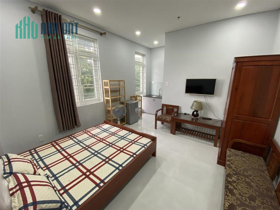 Phòng Bùi Đình Túy Full nội thất 25m2 có thang máy