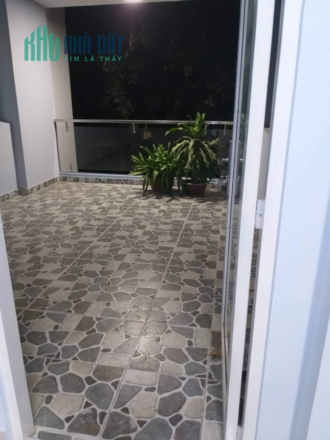 Chính chủ cần bán Nhà 1 trệt 2 lầu.Đang cho thuê ổn định