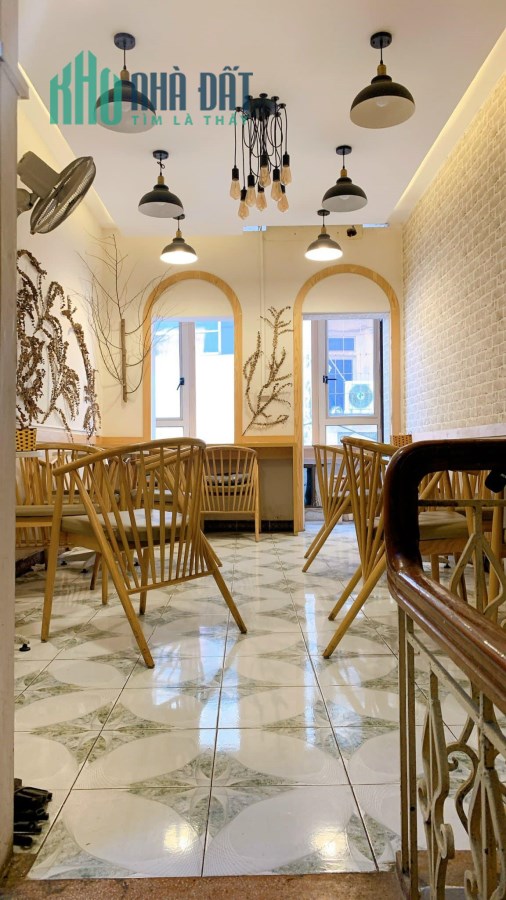 Bán nhà Vĩnh Hồ, 24m2, sát mặt phố, kinh doanh khủng, ô tô tránh, sổ riêng nở hậu