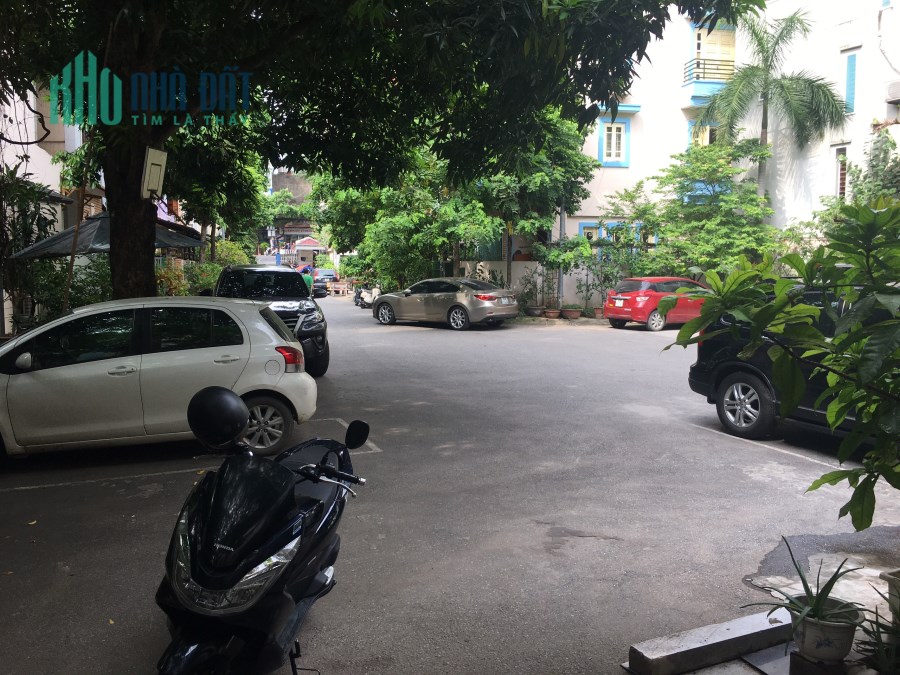Cho thuê khu biệt thự 628 Hoàng Hoa Thám – Ba Đình , dt 100m2 x 4 tầng