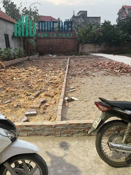 cần bán 50m đất Lệ Chi, Gia Lâm Hà Nội,. 23tr/m2. 0983253436