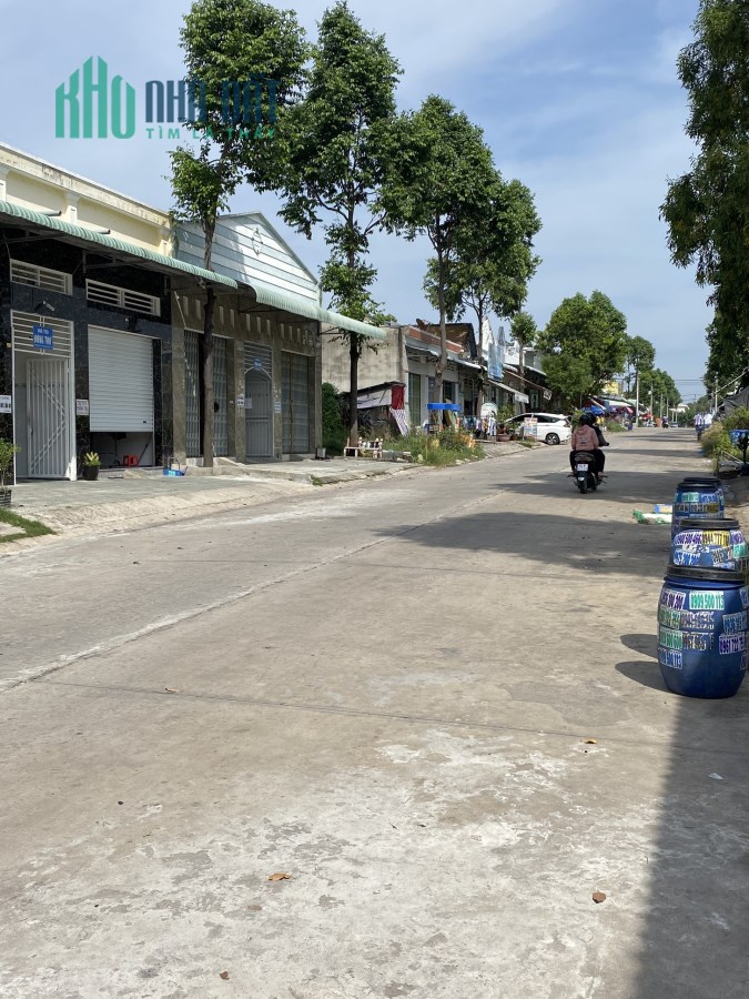 Vợ CHồng tôi VỠ NỢ SAU DỊCH CẦN BÁN GẤP 2 DÃY TRỌ TẠI KCN MỸ PHƯỚC 3, DÂN CƯ ĐÔNG ĐÚC